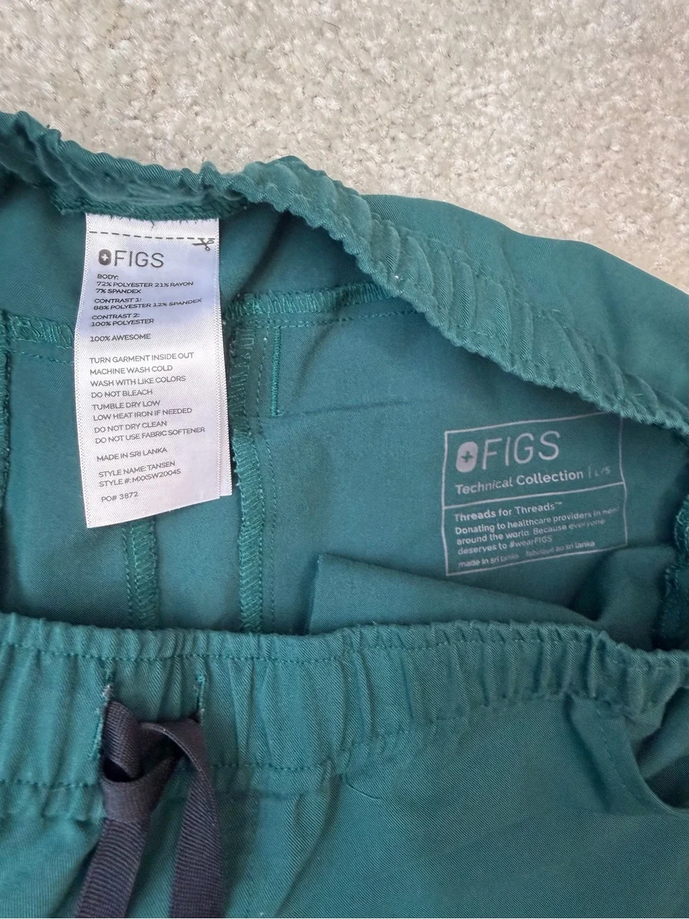 FIGS Jogger Scrub Set in Deep Forest Green